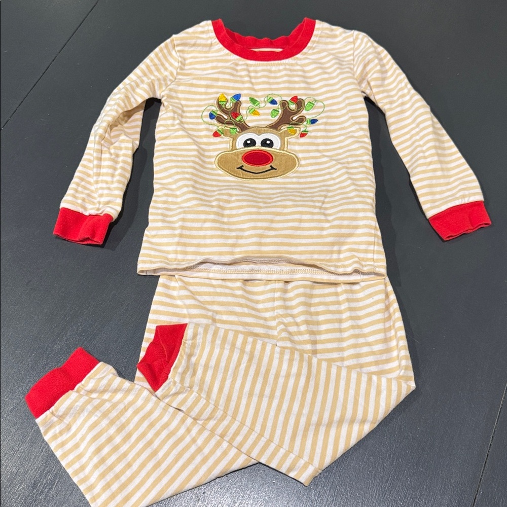 Be Mine Reindeer Pajama Set 2T